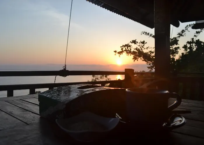 Acarya Bungalows ホリデーパーク アメッド